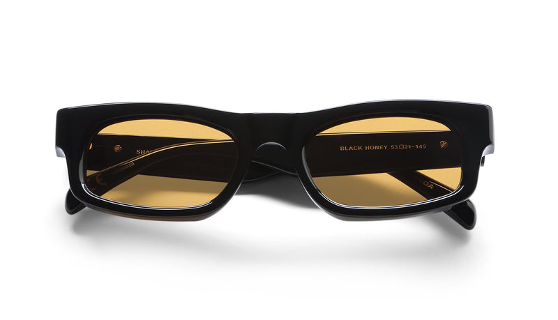 ROZALIA X SODA SHADES SHADE 003