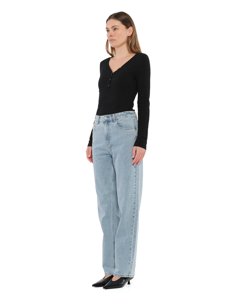 HARLOW HENLEY
