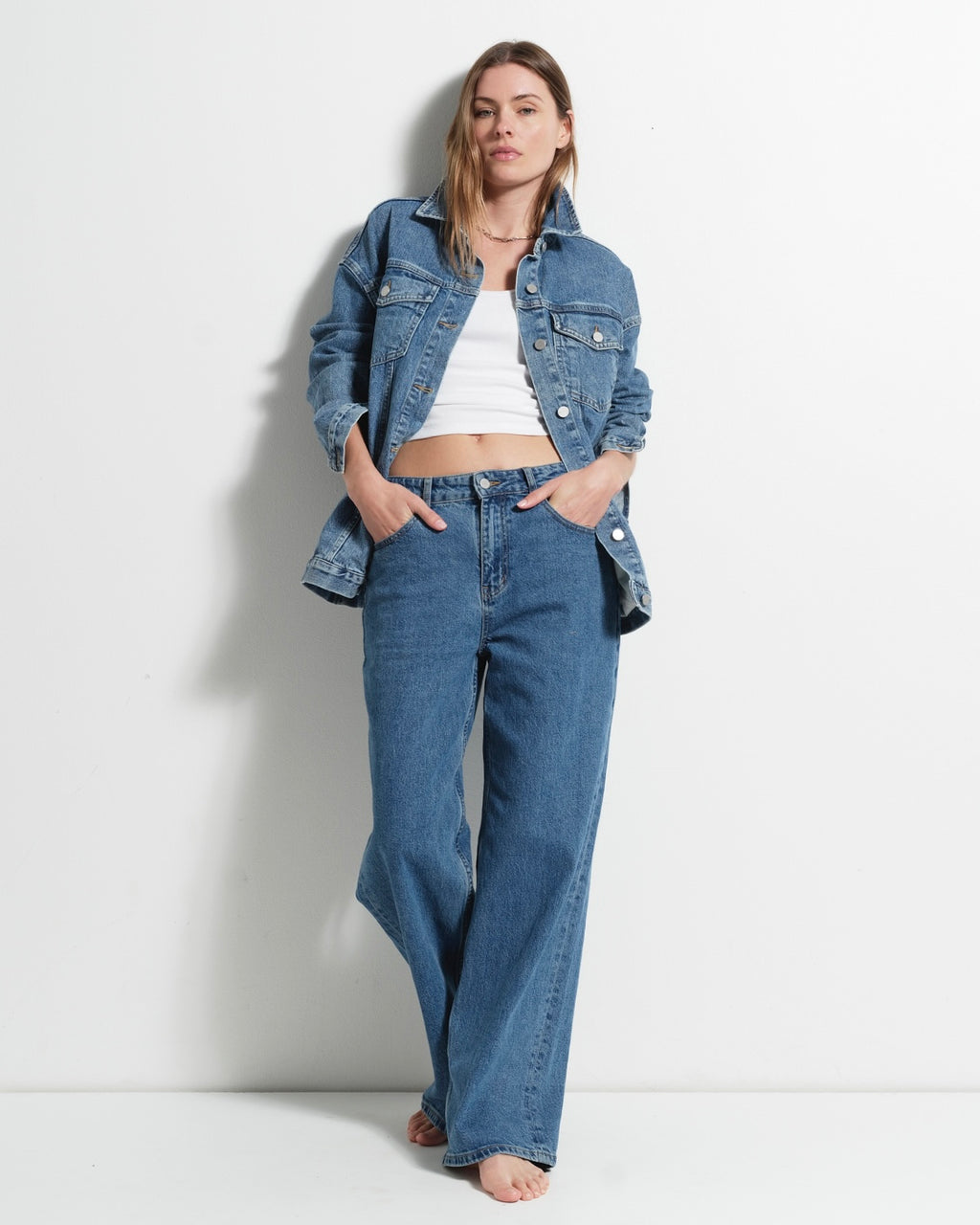 ESSENTIAL DENIM JACKET