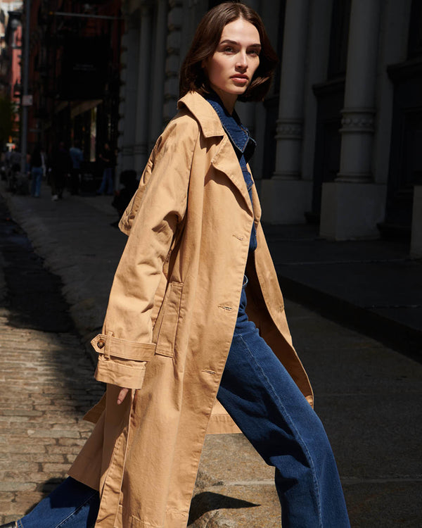 TRENCH COAT